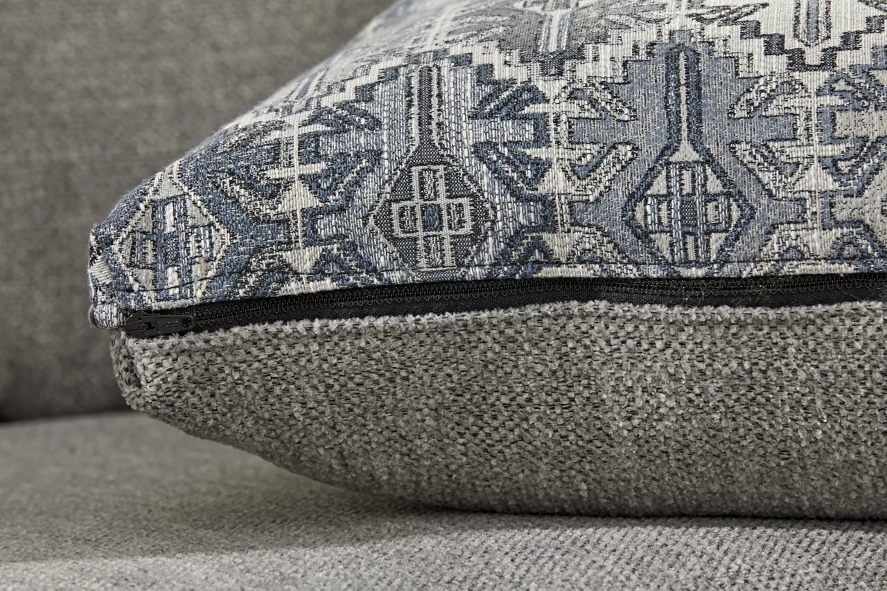 Broyhill Naples Living Room Sectional 10 Broyhill Naples Living Room Sectional - Image 8