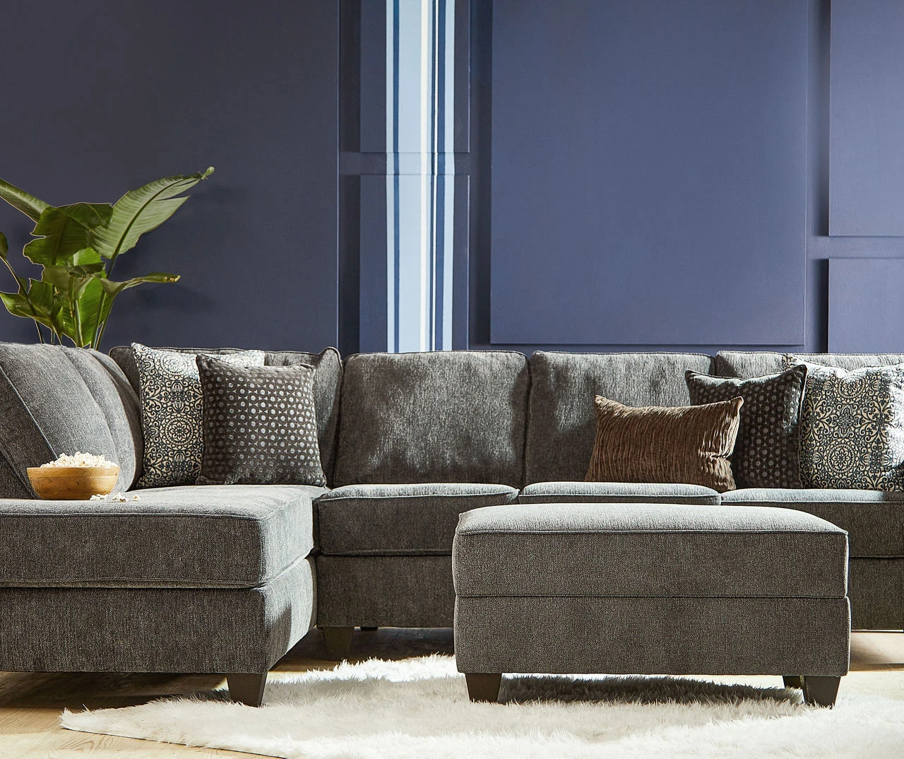 Broyhill Tripoli Slate Sectional 5 Broyhill Tripoli Slate Sectional - Image 3